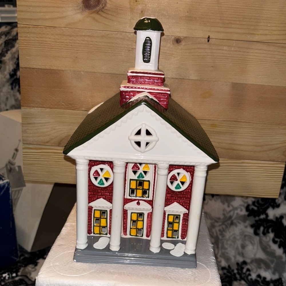 Department 56 Colonial Church